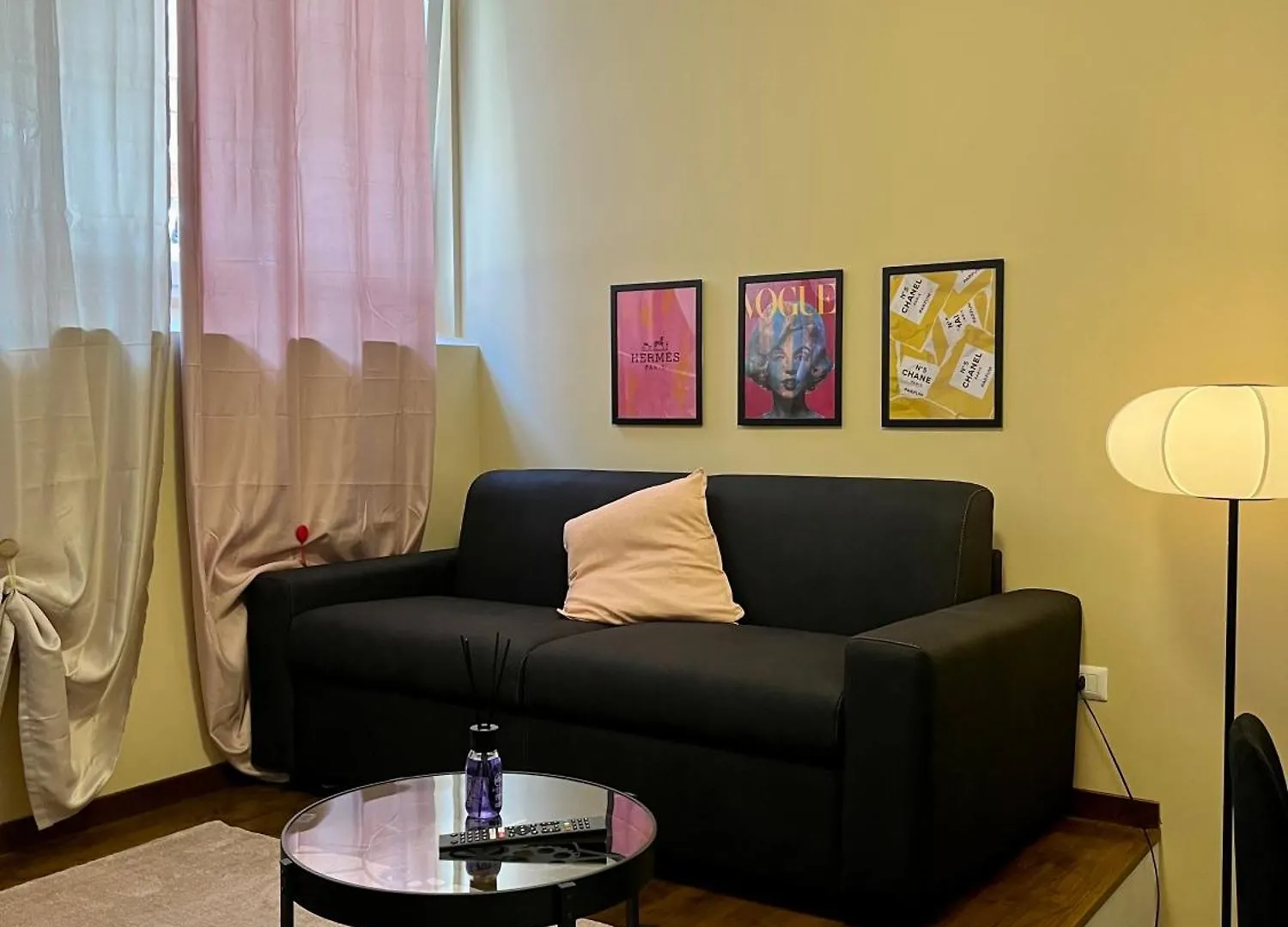 Dimora Chic - A 5 Fermate Dal Duomo Villa Milan Holiday home